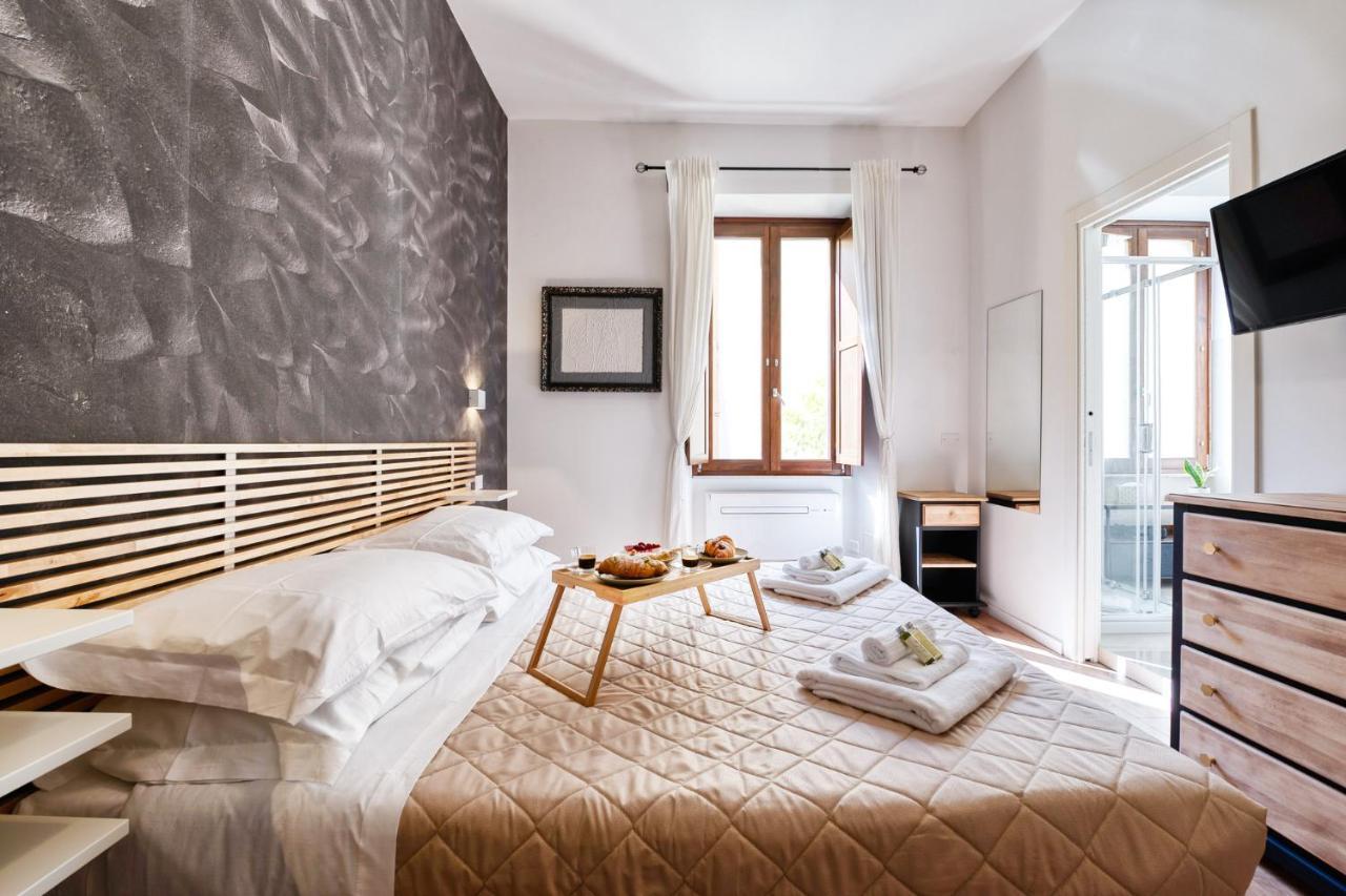 3 Rooms 3 Bathrooms - Lovely Apartment Close The Vatican Rome Bagian luar foto