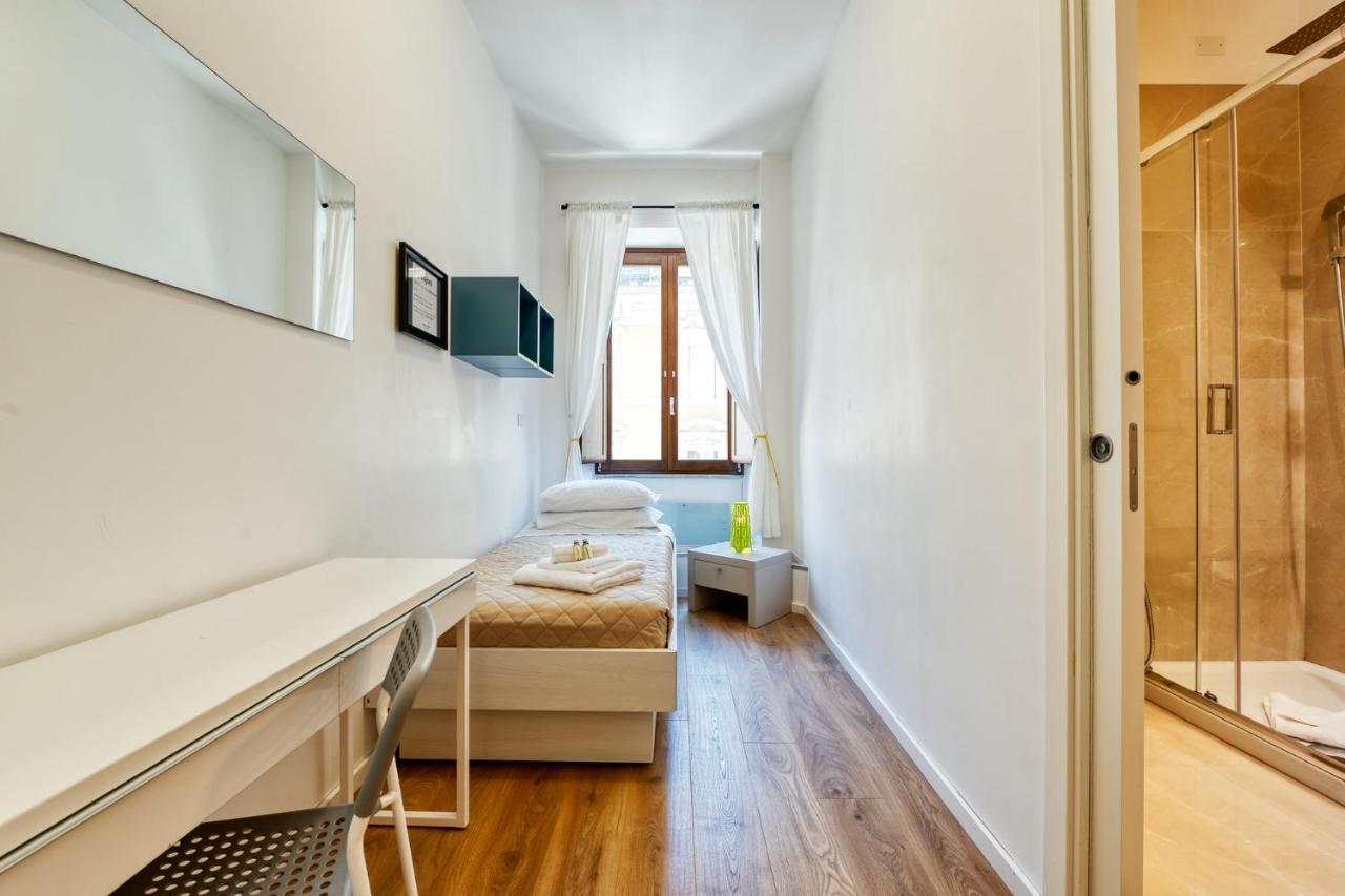 3 Rooms 3 Bathrooms - Lovely Apartment Close The Vatican Rome Bagian luar foto